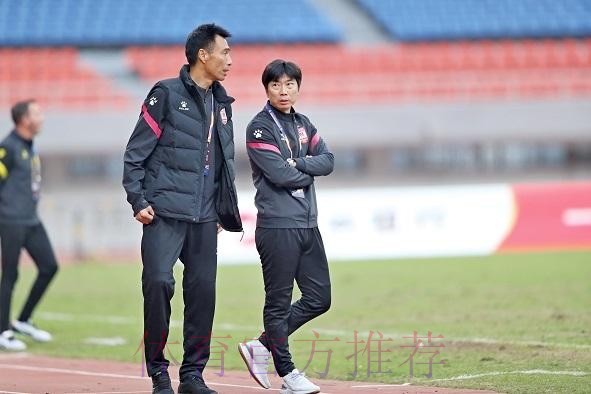 2020中甲专刊: 第九期《亚泰冲超显真心英雄本色》 2020中甲专刊: 第九期《亚泰冲超显真心英雄本色》