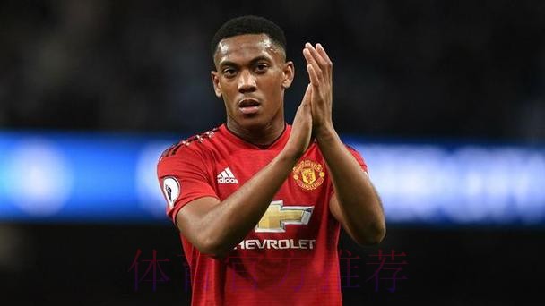 罗马诺:瓦拉内告知皇马想离队 他想去曼联 罗马诺:瓦拉内告知皇马想离队 他想去曼联